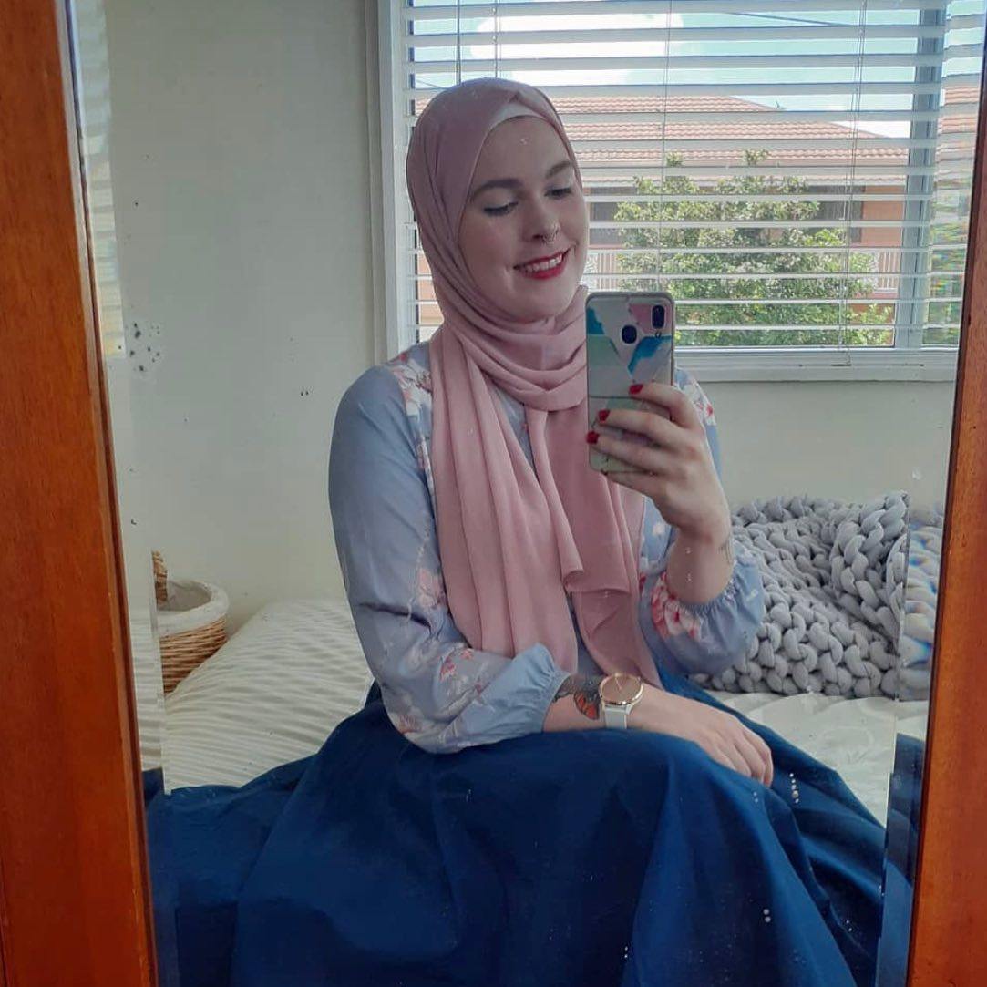 Divinity Plain Chiffon Hijab in... - Divinity Collection